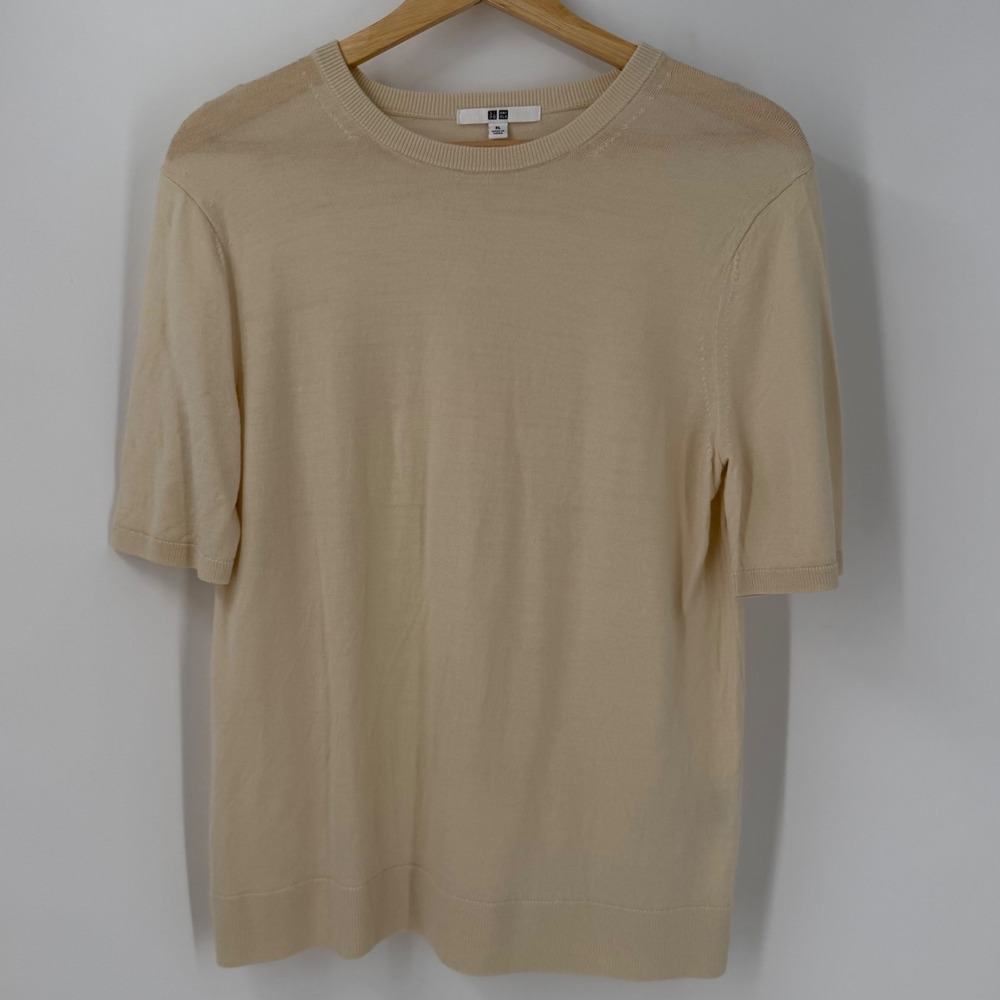 Uniqlo Womens Pure New Wool Short Sleeve Sweater Womens Medium Beige Crew Neck